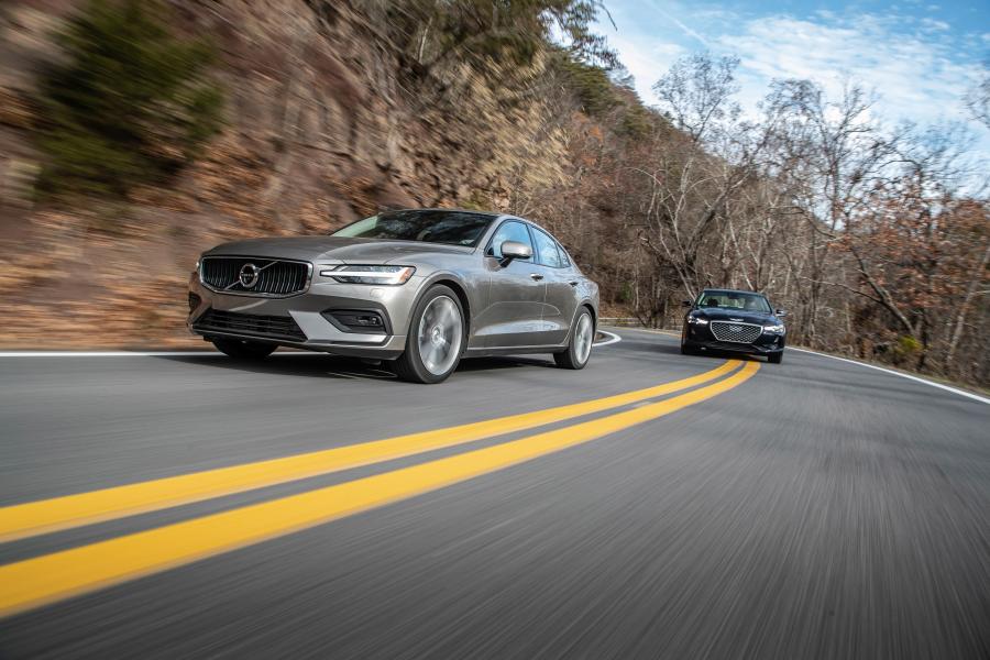  Volvo S60 T5 Momentum 2018 года  (NA) (фото 40 из 41)